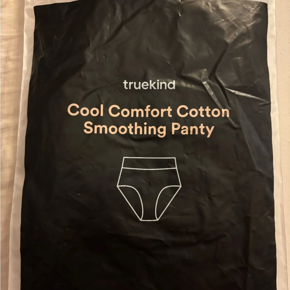 BRAND NEW/NEVER WORN Truekind Black Cotton Smoothing Panty - Picture 2 of 3